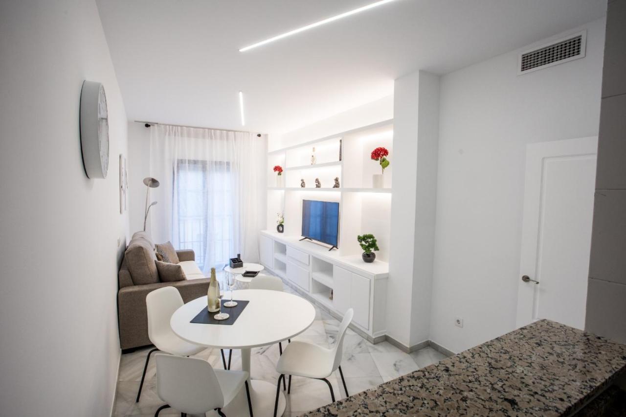 M&L Apartamentos Jerez de la Frontera Luaran gambar